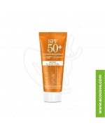 Bioearth Sun Defence - Crema solare viso protezione molto alta spf 50 Reishi e Aloe Vera